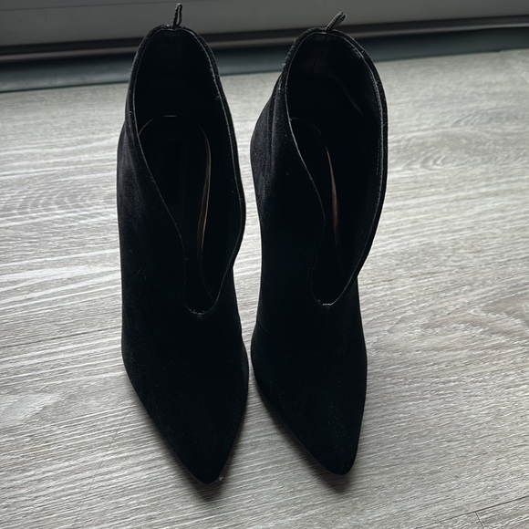 Forever 21 Velvet Booties - Picture 3 of 5